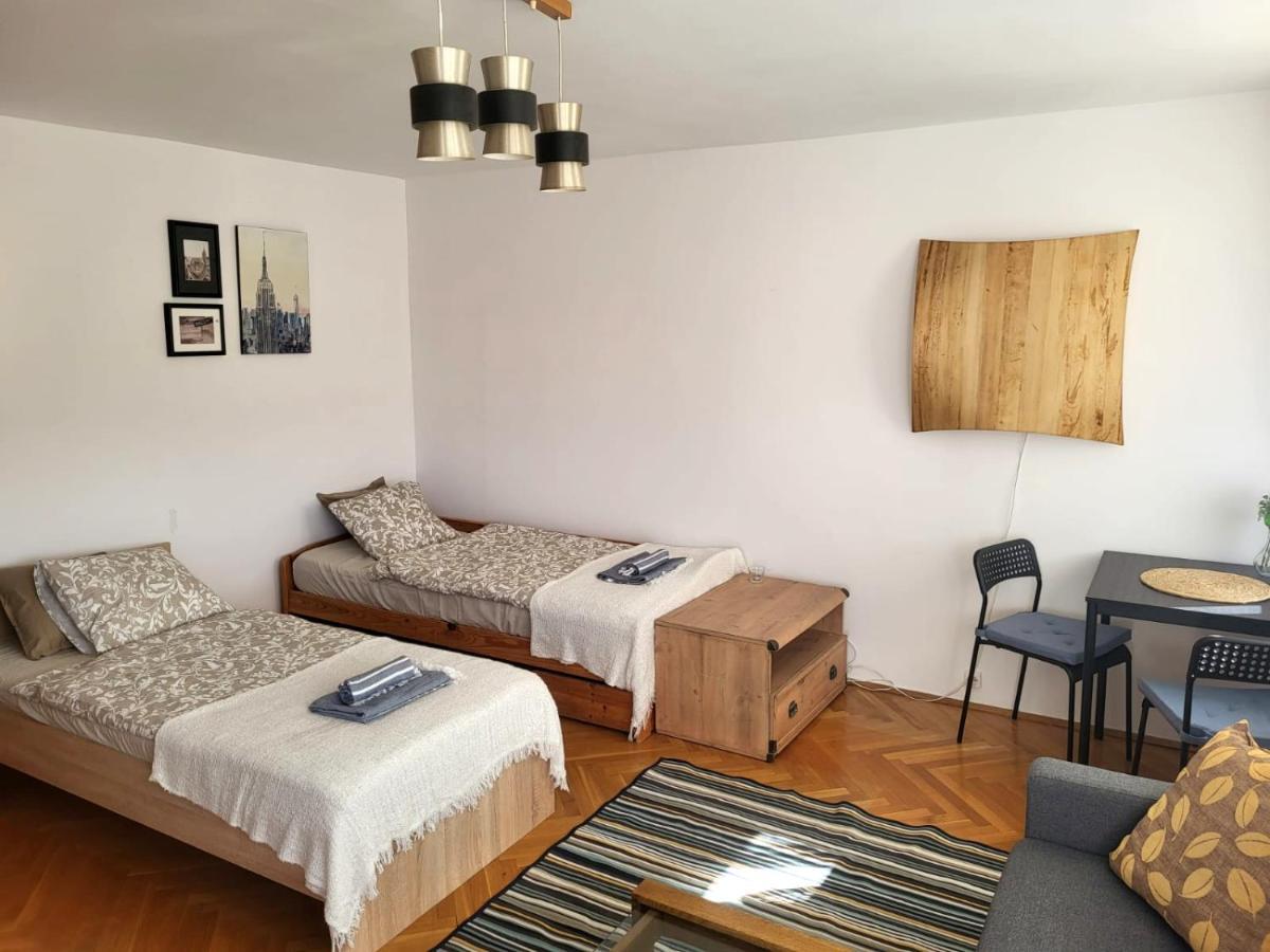 Lemuria Pokoje Wlk Niedzwiedzicy Hostel Λέγκνικα Εξωτερικό φωτογραφία
